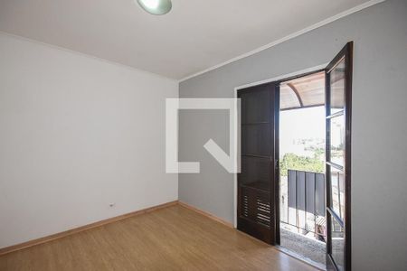 Quarto 2 de apartamento para alugar com 2 quartos, 55m² em Jardim Maria Rosa, Taboão da Serra
