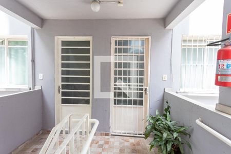 Apartamento à venda com 50m², 2 quartos e 1 vaga Apartamento à venda com 50m², 2 quartos e 1 vagaEntrada