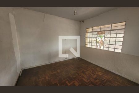 Casa à venda com 3 quartos, 525m² em Estrela Dalva, Belo Horizonte