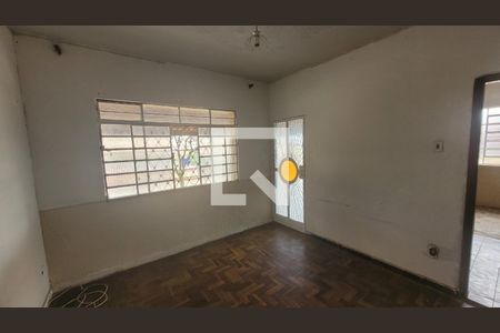 Casa à venda com 3 quartos, 525m² em Estrela Dalva, Belo Horizonte