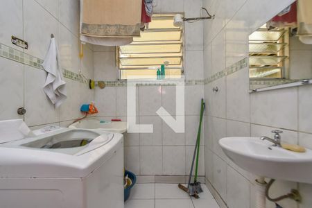 Banheiro de kitnet/studio para alugar com 1 quarto, 26m² em Santa Efigênia, São Paulo