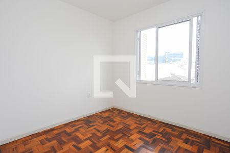 Quarto 1 de apartamento à venda com 2 quartos, 60m² em Navegantes, Porto Alegre