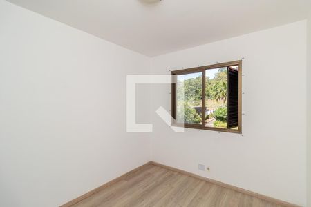 Quarto de apartamento para alugar com 3 quartos, 70m² em Jardim Itu, Porto Alegre