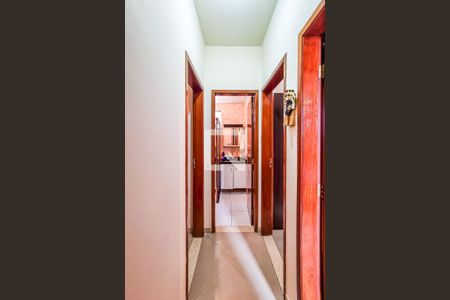 Corredor de apartamento à venda com 3 quartos, 80m² em Indaiá, Belo Horizonte