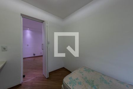 Quarto 2 de apartamento para alugar com 2 quartos, 46m² em Jardim Dona Sinhá, São Paulo