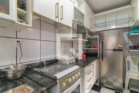 Cozinha e Área de Serviço de apartamento à venda com 2 quartos, 82m² em Cristal, Porto Alegre