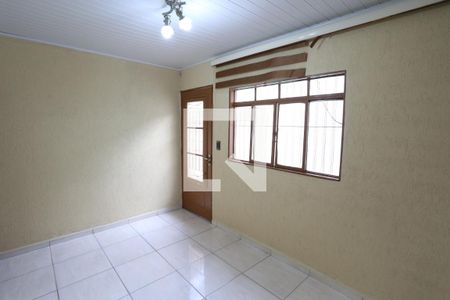 Sala de casa para alugar com 2 quartos, 40m² em Jardim Nordeste, São Paulo