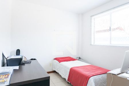quarto 1  de apartamento à venda com 3 quartos, 160m² em Vila Maria do Carmo, Nova Lima