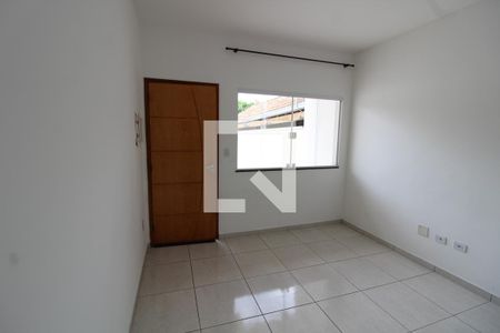 Sala de casa para alugar com 3 quartos, 150m² em Jardim Independência, São Paulo