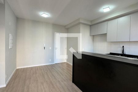 Sala de apartamento para alugar com 2 quartos, 52m² em Alphaville Empresarial, Barueri