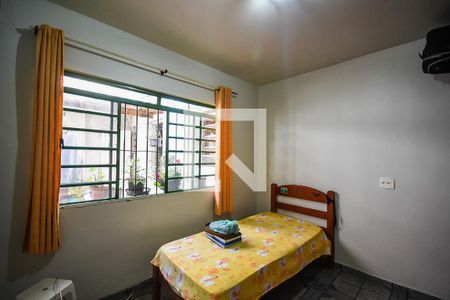 Quarto 2 de casa para alugar com 3 quartos, 140m² em Vila Morse, São Paulo
