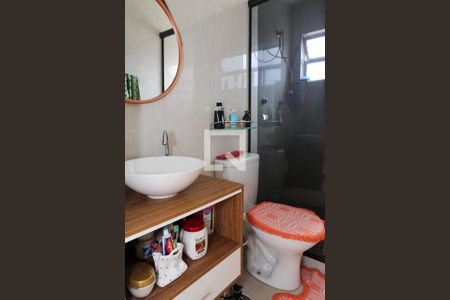 Banheiro de apartamento à venda com 2 quartos, 47m² em Abolição, Rio de Janeiro