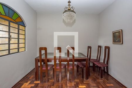 Sala 2 de casa à venda com 4 quartos, 208m² em Bonfim, Belo Horizonte