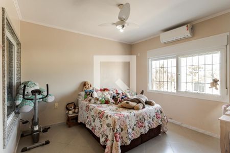 Suíte de casa à venda com 3 quartos, 200m² em Protásio Alves, Porto Alegre