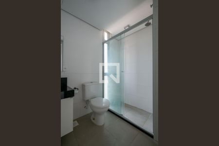 Banheiro de kitnet/studio à venda com 1 quarto, 50m² em Camaquã, Porto Alegre