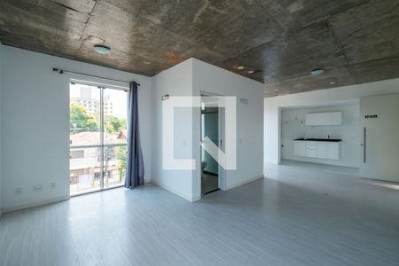 Sala/Quarto de kitnet/studio à venda com 1 quarto, 50m² em Camaquã, Porto Alegre
