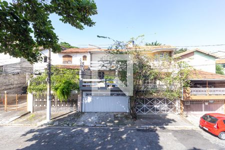 Vista de casa à venda com 5 quartos, 374m² em Cidade das Flores, Osasco