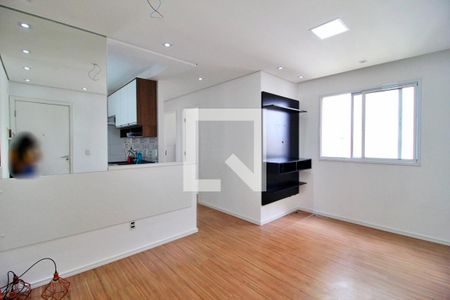 Sala de apartamento para alugar com 2 quartos, 44m² em Jardim Utinga, Santo André