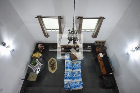 Vista para sala de tv de casa à venda com 3 quartos, 600m² em Vila Tramontano, São Paulo