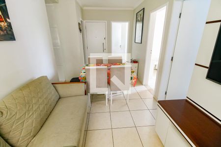 Sala de apartamento à venda com 3 quartos, 58m² em Parque Marabá, Taboão da Serra