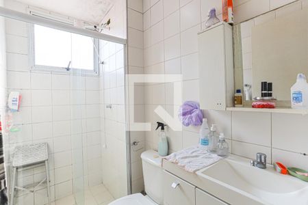 Banheiro de apartamento à venda com 2 quartos, 55m² em Bussocaba, Osasco