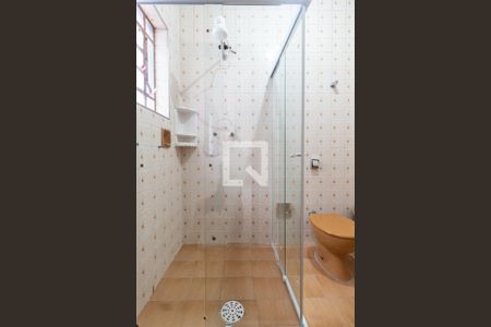 Suíte de casa à venda com 2 quartos, 380m² em Vila Amélia, São Paulo