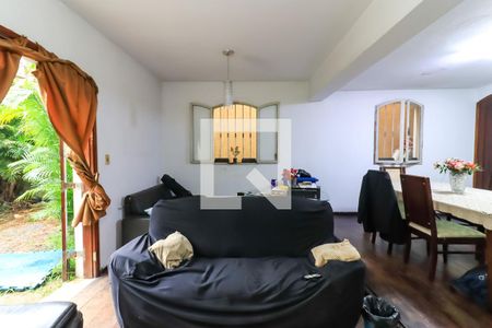 Sala de casa de condomínio à venda com 3 quartos, 110m² em Jardim Ampliação, São Paulo