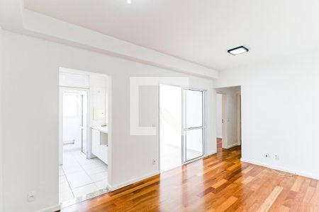 Sala de apartamento para alugar com 2 quartos, 70m² em Santo Amaro, São Paulo