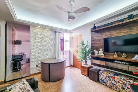 Sala de apartamento para alugar com 2 quartos, 44m² em Parque Jardim Alterosa, Vespasiano