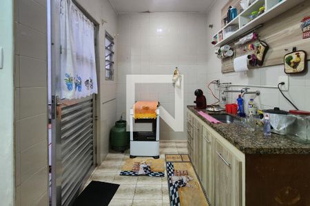 Casa à venda com 194m², 3 quartos e 4 vagas Casa à venda com 194m², 3 quartos e 4 vagasCozinha 2