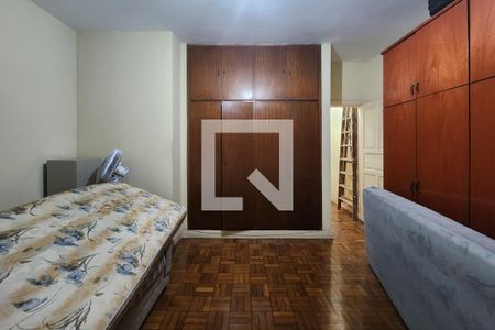 Casa à venda com 194m², 3 quartos e 4 vagas Casa à venda com 194m², 3 quartos e 4 vagasQuarto 2