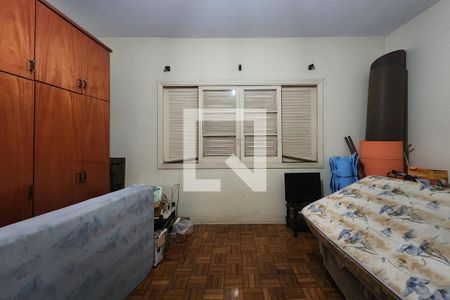 Casa à venda com 194m², 3 quartos e 4 vagas Casa à venda com 194m², 3 quartos e 4 vagasQuarto 2