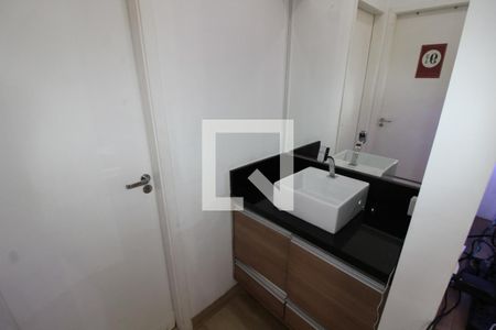 Banheiro de apartamento para alugar com 1 quarto, 43m² em Vila Prudente, São Paulo