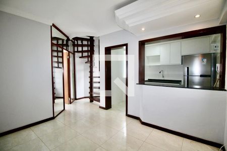 Apartamento para alugar com 77m², 2 quartos e 1 vagaSala
