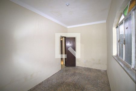 Quarto 1 de casa para alugar com 3 quartos, 150m² em Galo Branco, São Gonçalo