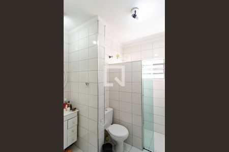 Banheiro da Suíte de casa à venda com 5 quartos, 150m² em Vila Alexandria, São Paulo