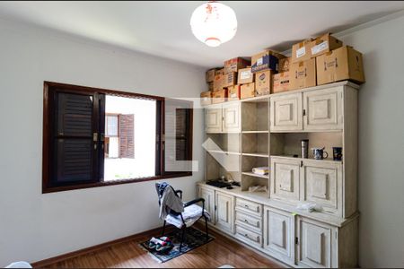 Suíte de casa à venda com 5 quartos, 150m² em Vila Alexandria, São Paulo