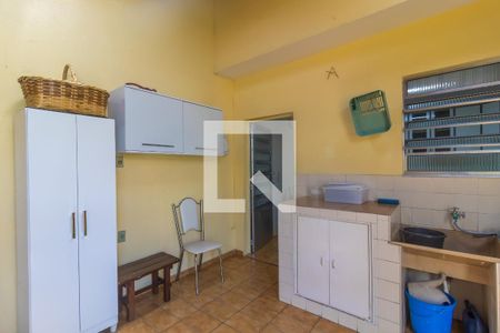 Casa à venda com 232m², 3 quartos e 2 vagas Casa à venda com 232m², 3 quartos e 2 vagasCozinha