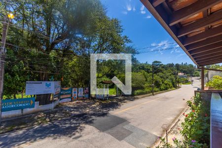 Casa à venda com 232m², 3 quartos e 2 vagas Casa à venda com 232m², 3 quartos e 2 vagasVista