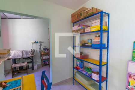 Casa à venda com 232m², 3 quartos e 2 vagas Casa à venda com 232m², 3 quartos e 2 vagasEdicúla