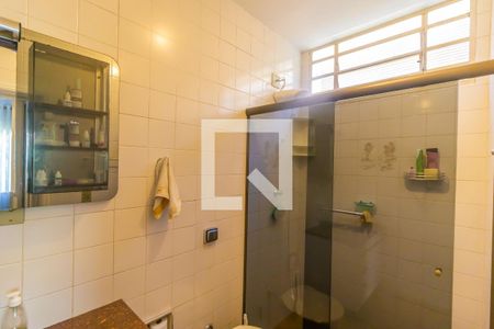 Casa à venda com 232m², 3 quartos e 2 vagas Casa à venda com 232m², 3 quartos e 2 vagasBanheiro da Suíte 1