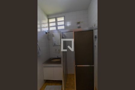 Casa à venda com 232m², 3 quartos e 2 vagas Casa à venda com 232m², 3 quartos e 2 vagasBanheiro