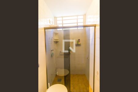 Casa à venda com 232m², 3 quartos e 2 vagas Casa à venda com 232m², 3 quartos e 2 vagasBanheiro da Suíte 1