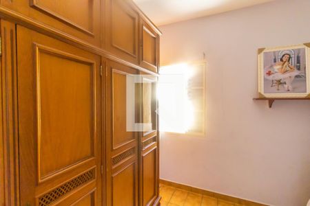 Casa à venda com 232m², 3 quartos e 2 vagas Casa à venda com 232m², 3 quartos e 2 vagasQuarto 3