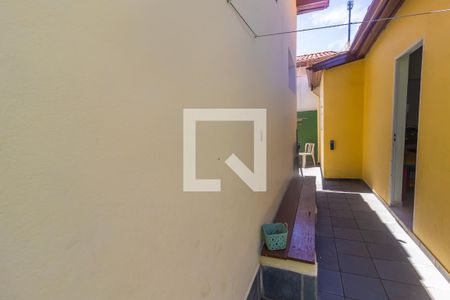 Casa à venda com 232m², 3 quartos e 2 vagas Casa à venda com 232m², 3 quartos e 2 vagasQuintal