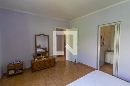 Casa à venda com 232m², 3 quartos e 2 vagas Casa à venda com 232m², 3 quartos e 2 vagasSuíte 1