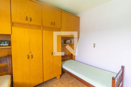 Casa à venda com 232m², 3 quartos e 2 vagas Casa à venda com 232m², 3 quartos e 2 vagasQuarto 2