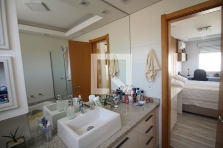 Casa de condomínio para alugar com 260m², 4 quartos e 3 vagas Casa de condomínio para alugar com 260m², 4 quartos e 3 vagasBanheiro da Suíte 2