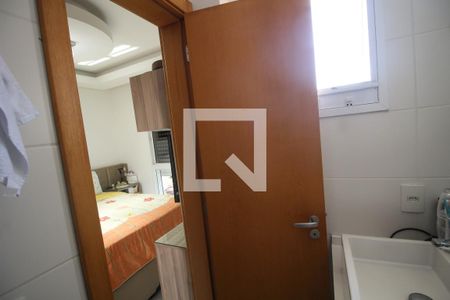 Casa de condomínio para alugar com 260m², 4 quartos e 3 vagas Casa de condomínio para alugar com 260m², 4 quartos e 3 vagasBanheiro da Suíte