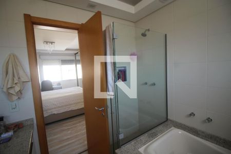 Casa de condomínio para alugar com 260m², 4 quartos e 3 vagas Casa de condomínio para alugar com 260m², 4 quartos e 3 vagasBanheiro da Suíte 2